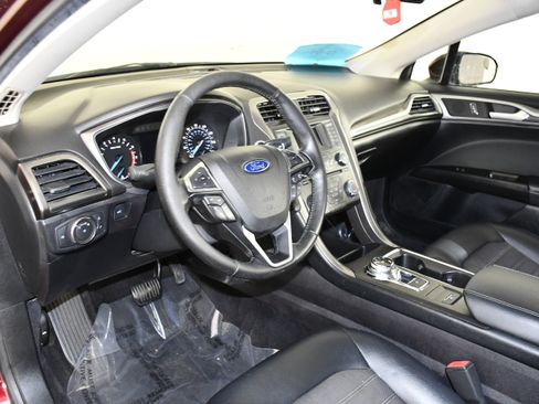 Used 2017 Ford Fusion SE w/ Equipment Group 201A FWD image 35