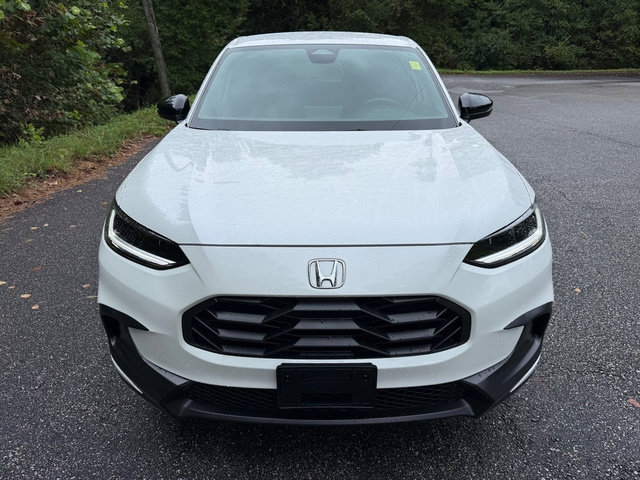 Used 2026 Honda HR-V Sport image 3