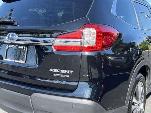 Used 2022 Subaru Ascent Limited image 6