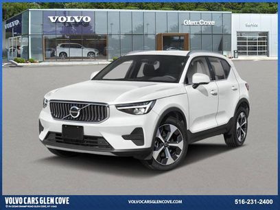 New 2025 Volvo XC40 B5 Ultra w/ Climate Package