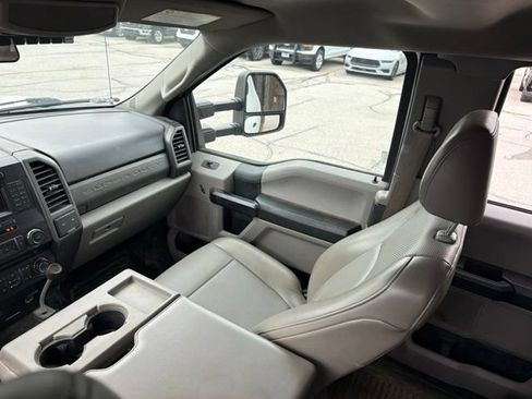 Used 2018 Ford F550 4x4 SuperCab Super Duty image 18