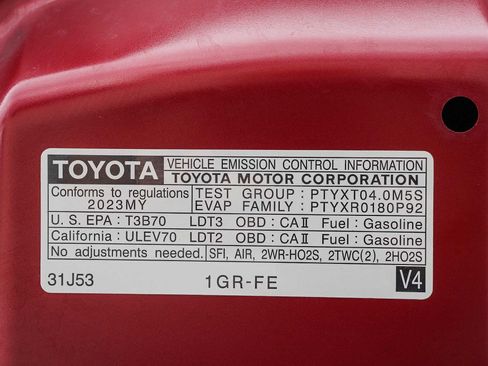 Certified 2023 Toyota 4Runner TRD Off-Road Premium image 29