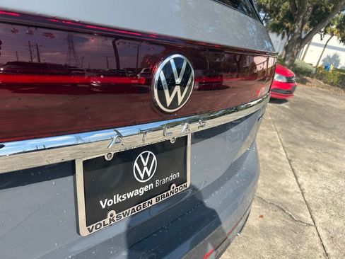 New 2026 Volkswagen Atlas SEL Premium R-Line AWD/4WD image 32