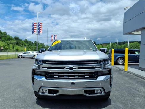 Used 2020 Chevrolet Silverado 1500 LTZ w/ LTZ Plus Package AWD/4WD image 3
