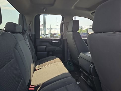 Used 2024 Chevrolet Silverado 2500 Custom AWD/4WD image 8