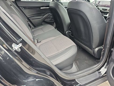 Used 2024 Kia Seltos S FWD image 11