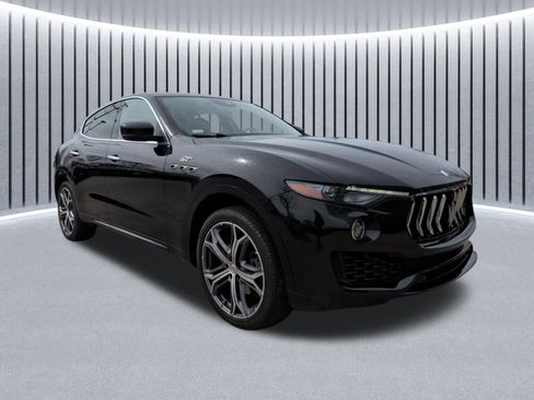 Used 2023 Maserati Levante GT AWD/4WD image 1