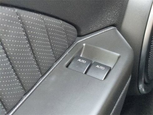 Used 2013 Ford Mustang Shelby GT500 image 19