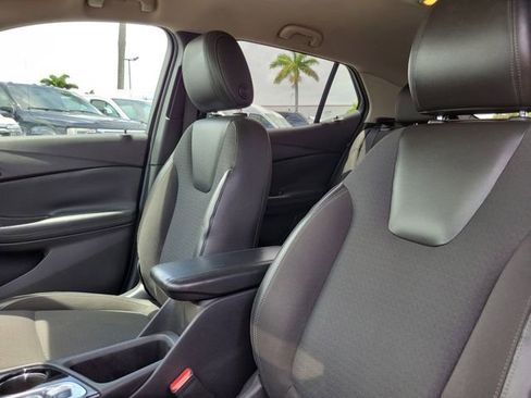 Used 2020 Buick Encore GX Select w/ Sport Touring Package image 21