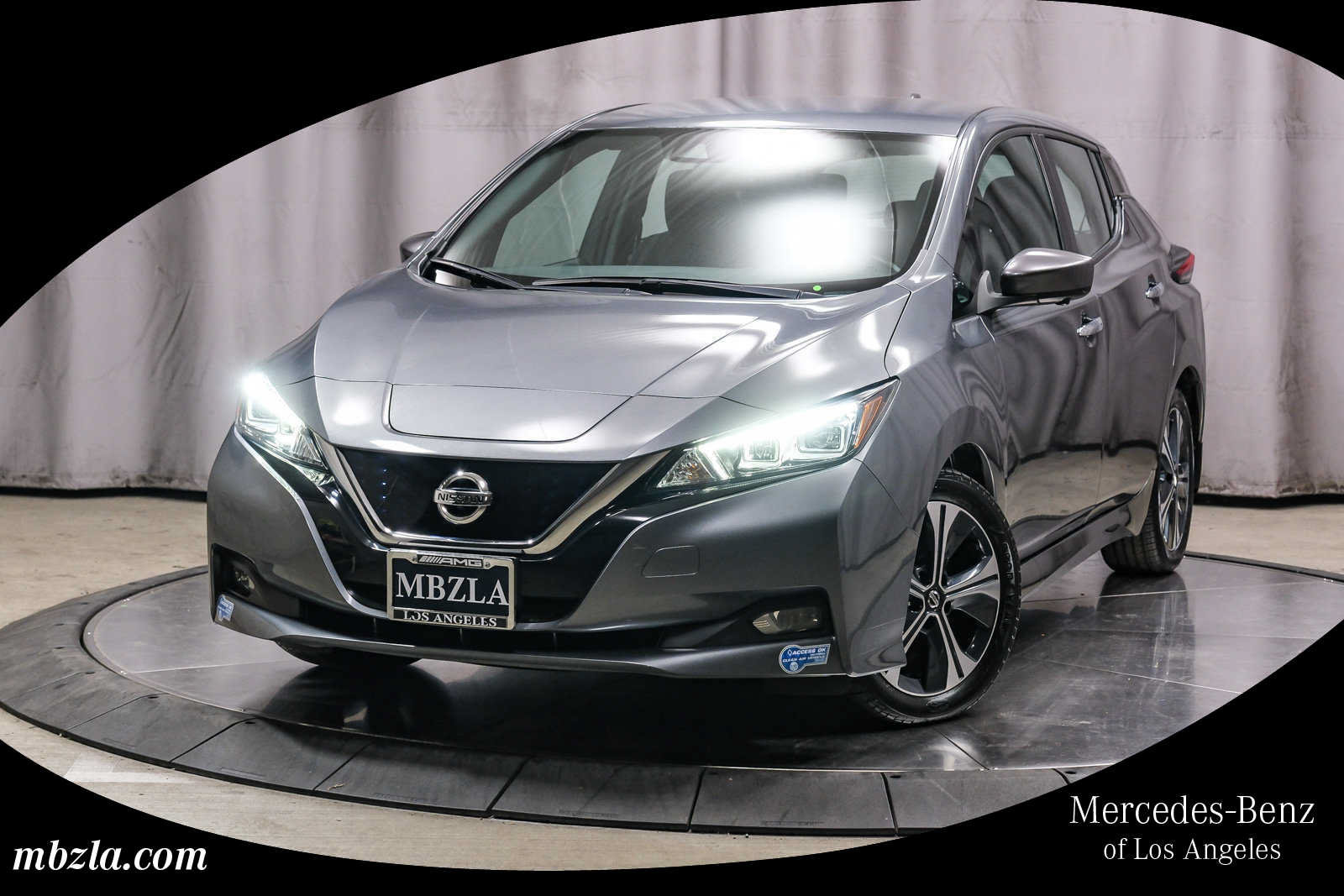 Used 2020 Nissan Leaf SV w/ SV Technology Package FWD image 1