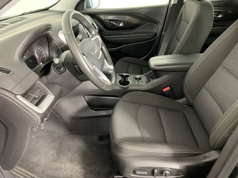 Used 2024 GMC Terrain SLE w/ Driver Convenience Package image 15