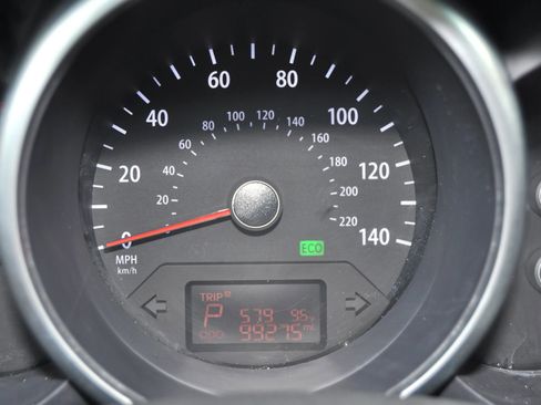 Used 2013 Kia Soul + FWD image 32
