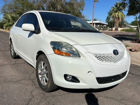 Used 2010 Toyota Yaris Sedan image 7
