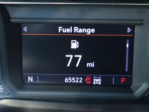 Used 2019 GMC Sierra 1500 SLT w/ SLT Premium Plus Package AWD/4WD image 28