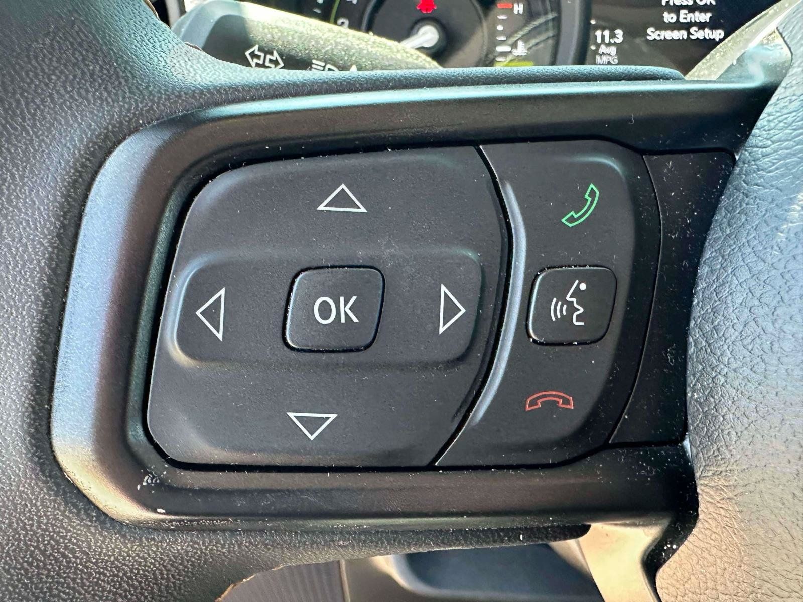 Used 2024 Jeep Wrangler Unlimited w/ Convenience Group AWD/4WD image 19