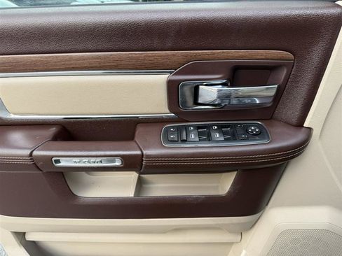 Used 2016 RAM 1500 Laramie w/ Convenience Group image 31