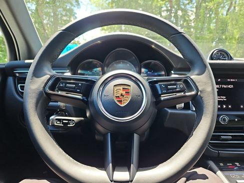 Certified 2026 Porsche Macan S AWD/4WD image 38