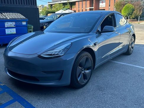Used 2019 Tesla Model 3 RWD image 2