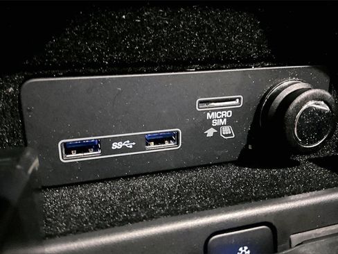 Used 2022 Land Rover Range Rover Sport HSE Dynamic image 15