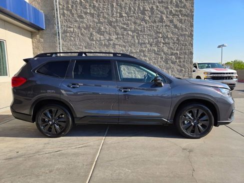Used 2022 Subaru Ascent Onyx Edition image 6