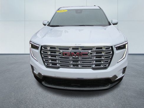New 2026 GMC Acadia Denali image 4