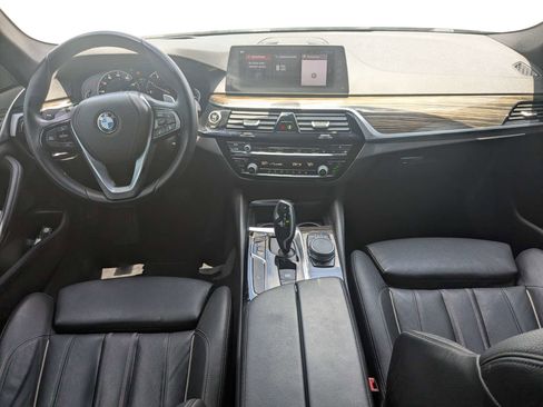 Used 2018 BMW 530i RWD image 17