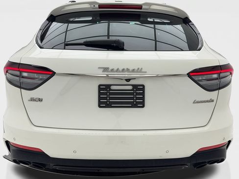 Used 2021 Maserati Levante S GranSport AWD/4WD image 11