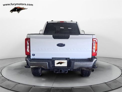 Used 2024 Ford F350 XLT w/ FX4 Off-Road Package image 4