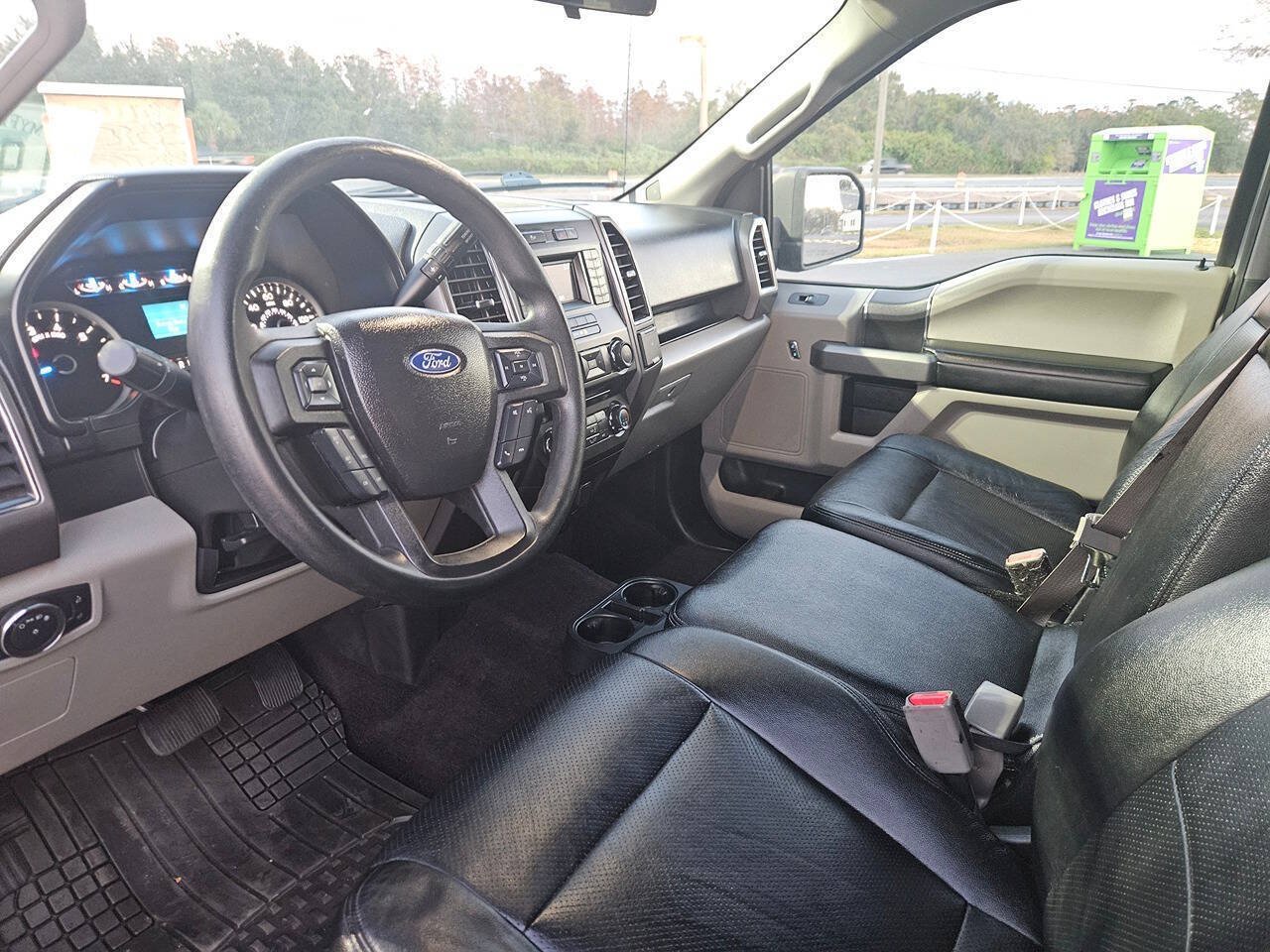 Used 2017 Ford F150 XLT RWD image 2