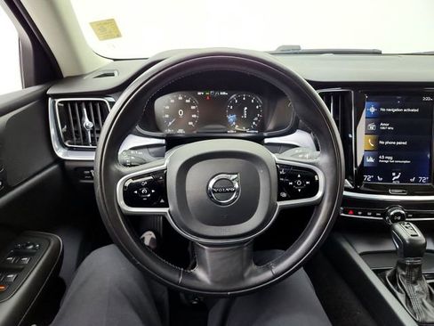 Used 2020 Volvo S60 T5 Momentum FWD image 24