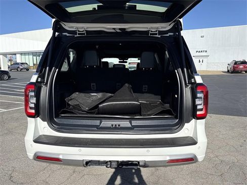 Used 2022 Ford Expedition Max Platinum image 5