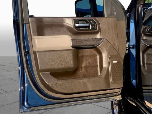 Used 2022 Chevrolet Silverado 2500 LTZ AWD/4WD image 22