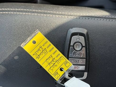 Certified 2024 Ford Escape Active AWD/4WD image 15