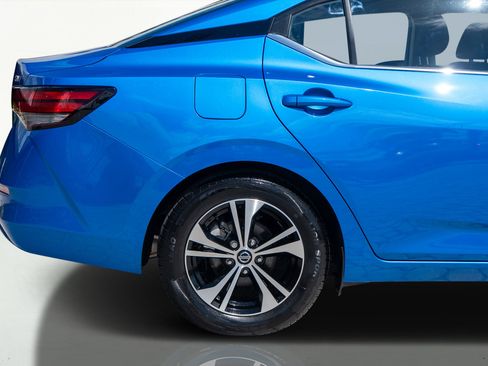 Used 2023 Nissan Sentra SV image 8