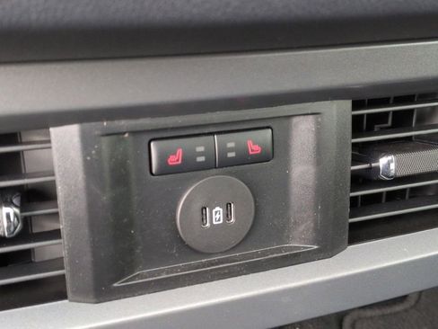 Used 2026 Ford F350 Lariat w/ Tremor Off-Road Package image 25