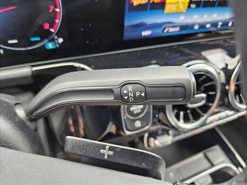 Used 2026 Mercedes-Benz GLA 250 image 12