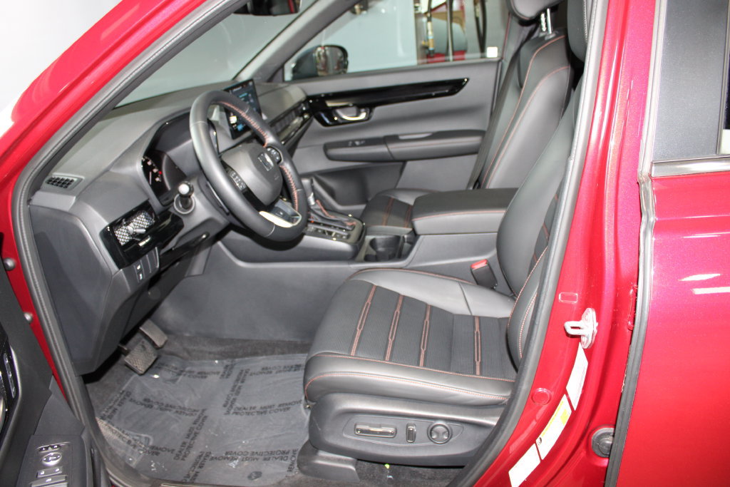 Used 2025 Honda CR-V Sport Touring image 8