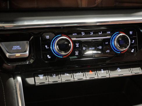 New 2026 GMC Sierra 3500 Denali Ultimate image 9