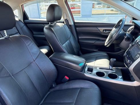 Used 2015 Nissan Altima 2.5 SL w/ Technology Package FWD image 38
