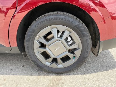 New 2026 Kia Carnival EX FWD image 26