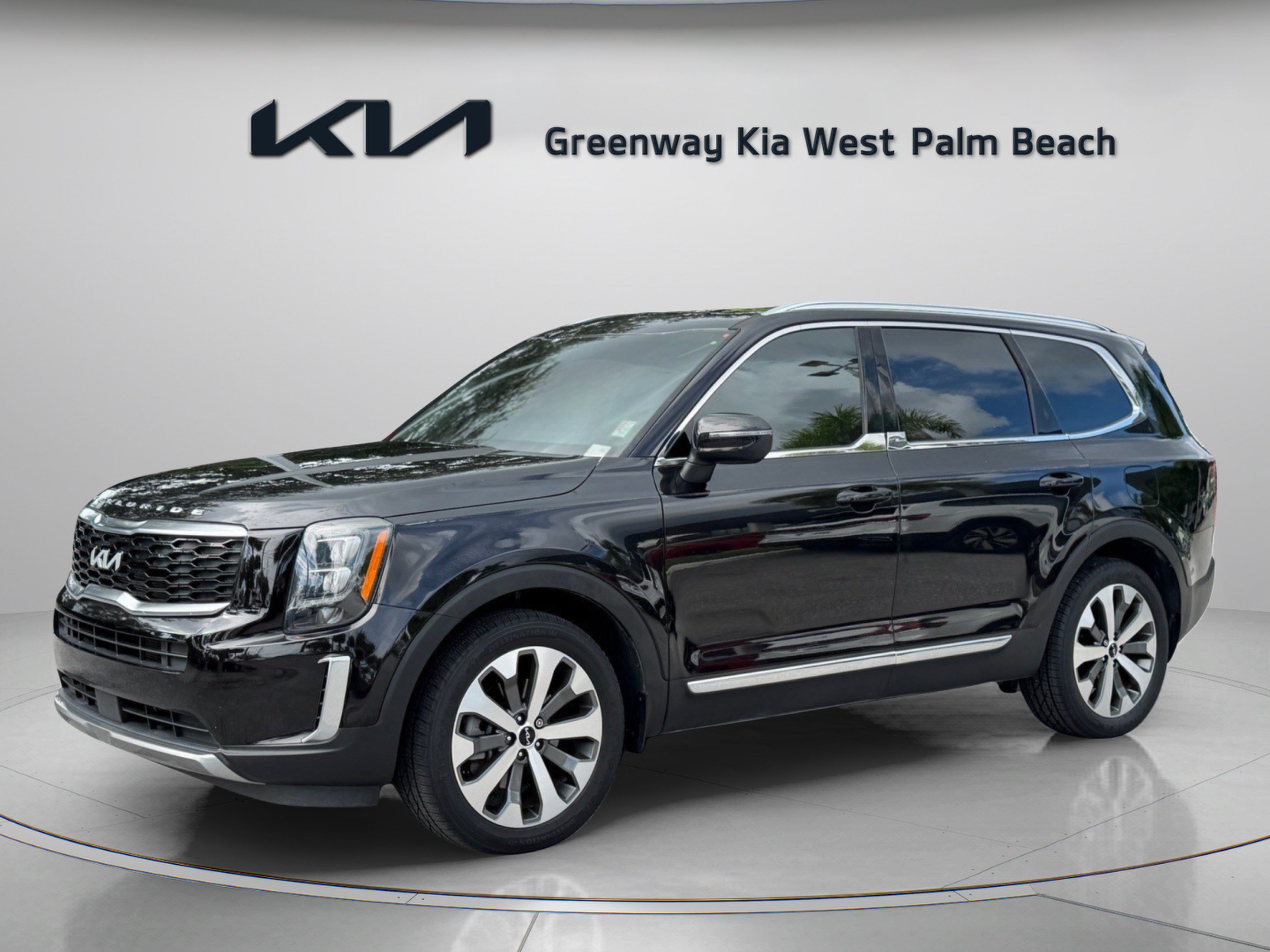 Certified 2022 Kia Telluride EX w/ EX Premium Package FWD image 3