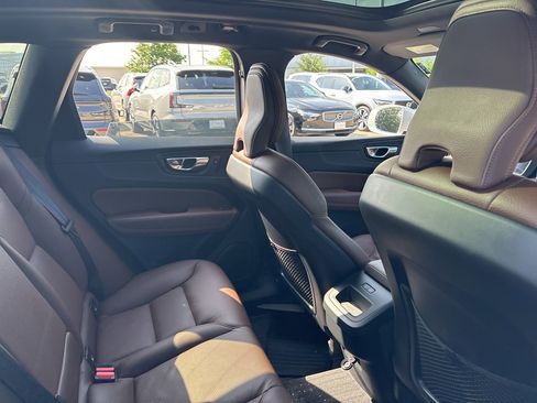 Certified 2023 Volvo XC60 B5 Plus w/ Climate Package image 12