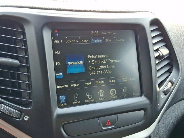 Certified 2018 Jeep Cherokee Latitude Plus AWD/4WD image 21