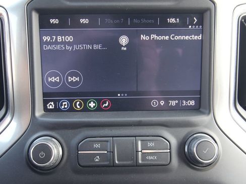 Used 2021 Chevrolet Silverado 1500 LTZ image 30