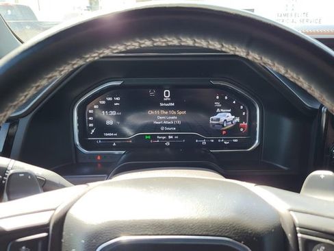 Used 2024 GMC Sierra 1500 AT4 w/ Technology Package image 5