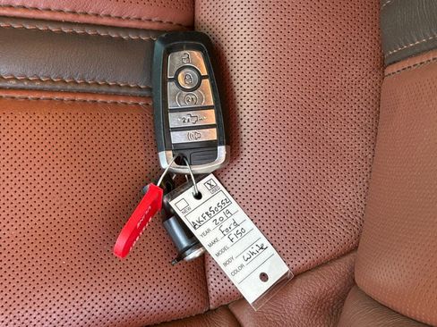 Used 2019 Ford F150 King Ranch image 29