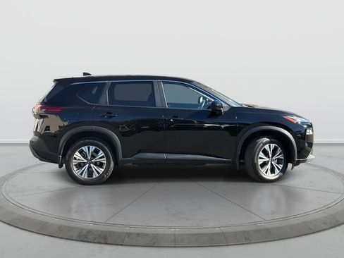 Certified 2023 Nissan Rogue SV image 3