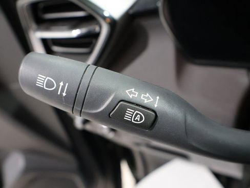 Used 2025 Chevrolet TrailBlazer LT image 38