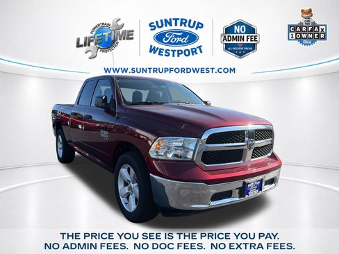 Used 2024 RAM 1500 Classic SLT AWD/4WD image 1