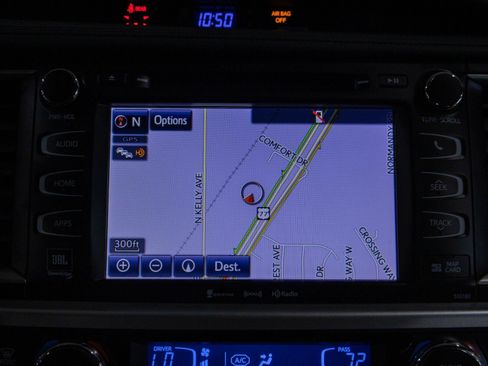 Used 2017 Toyota Highlander Limited AWD/4WD image 5